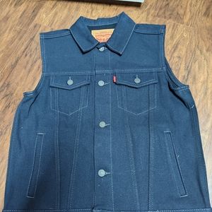 Levi jean vest